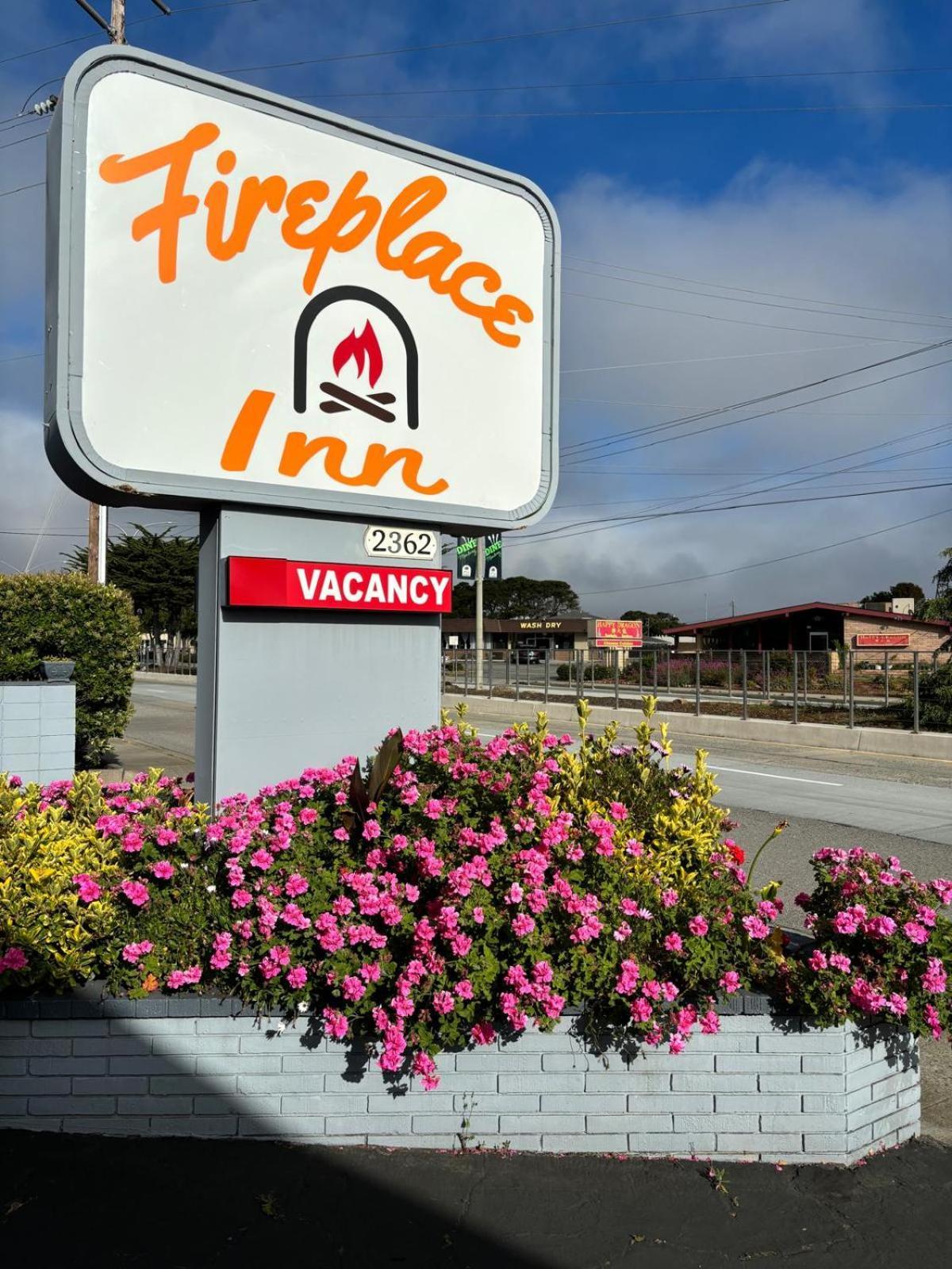 The Monterey Fireplace Inn Kültér fotó